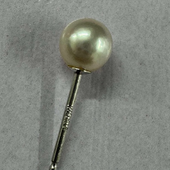 14 Karat White Gold Pearl Earring - Picture 5 of 6